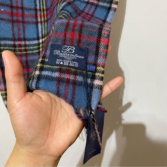 NWT Ballantrae Edinburg 100% Lambswool Scarf - Picture 3 of 3